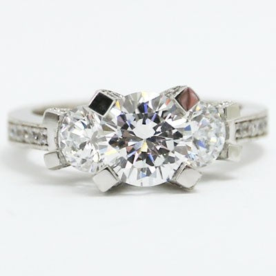 E93594 Vintage Three Stone Diamond Engagement Ring 14k White Gold