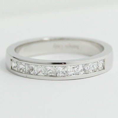 L93922-(3.3mm) Channel Set Princess Cut Diamonds Wedding Band 14k White Gold